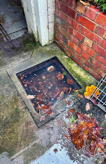 https://blockeddrainsmirrabooka.com.au/uploads/2025/07/hero-blocked-sewers-27767.jpg